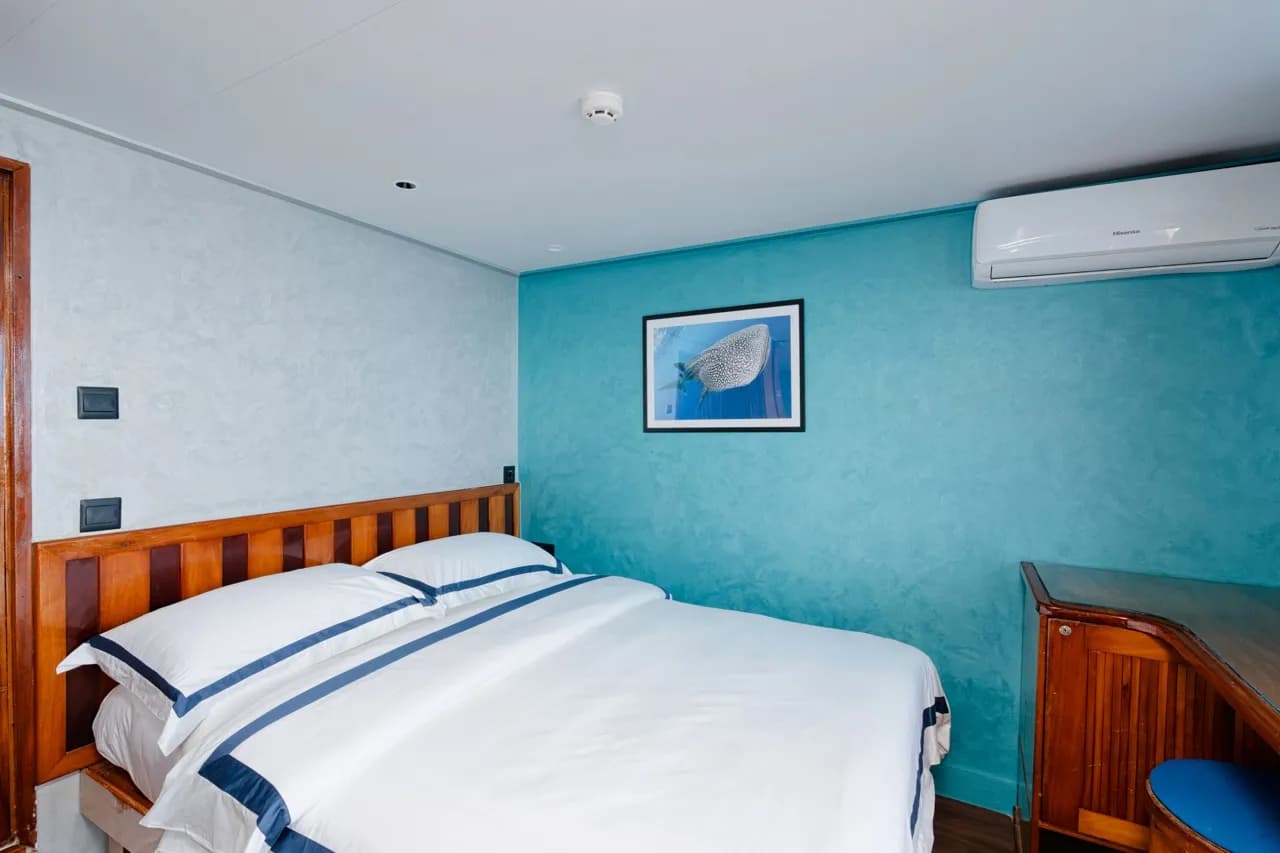 A Deck Cabin - image A Deck Cabin - image