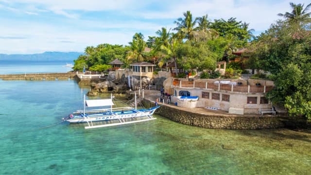 Magic Island Dive Resort Magic Island Dive Resort