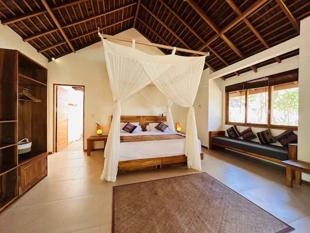 Oceanfront Standard Bungalow - image Oceanfront Standard Bungalow - image