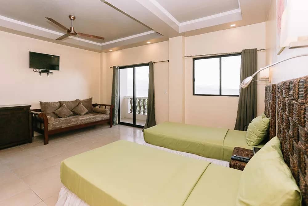 Sea-view Twin Room - image Sea-view Twin Room - image