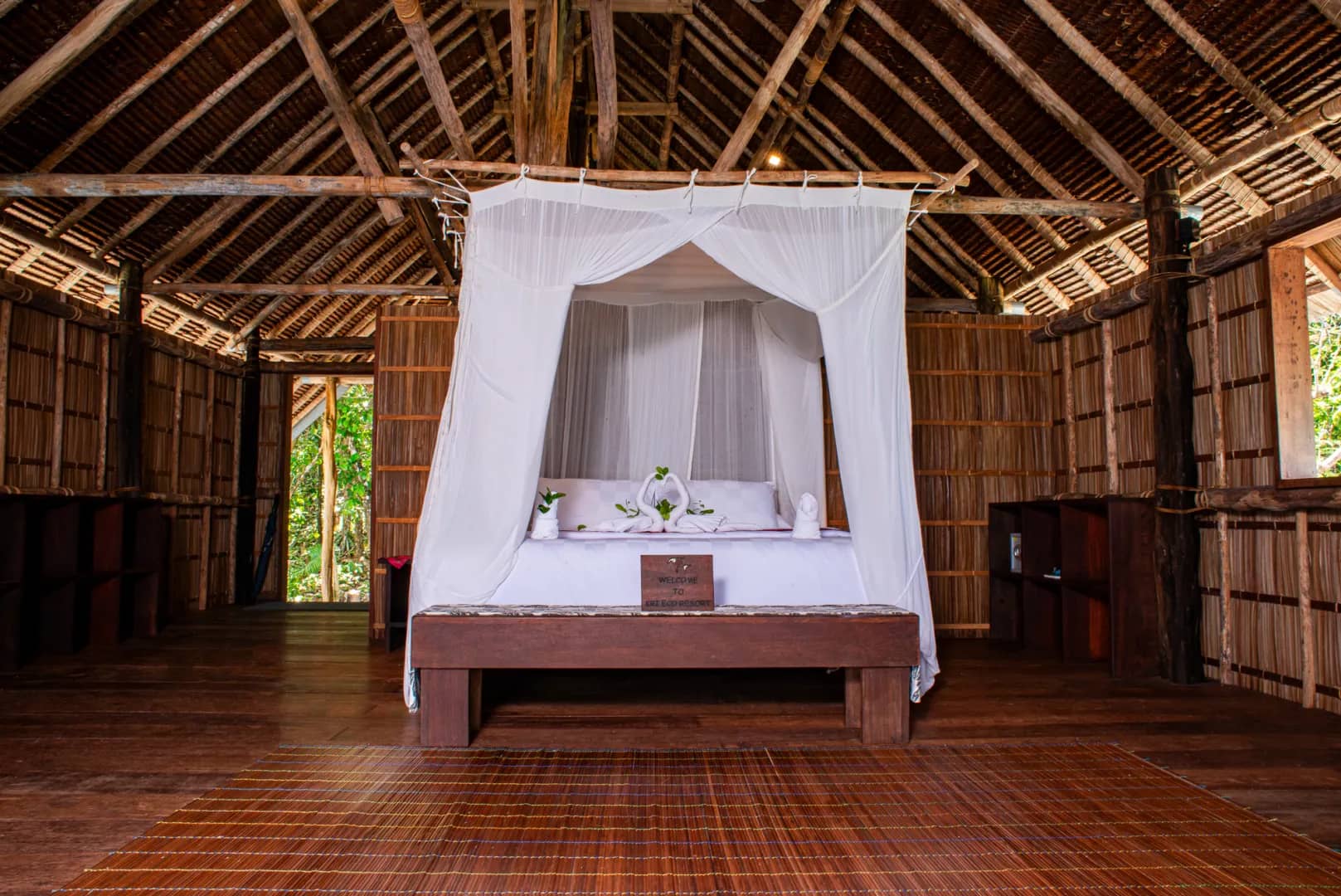 Deluxe Water Cottage - image Deluxe Water Cottage - image