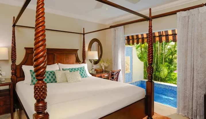 Two Story Suite - image Two Story Suite - image