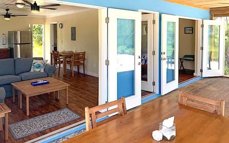 Oceanfront King - image Oceanfront King - image