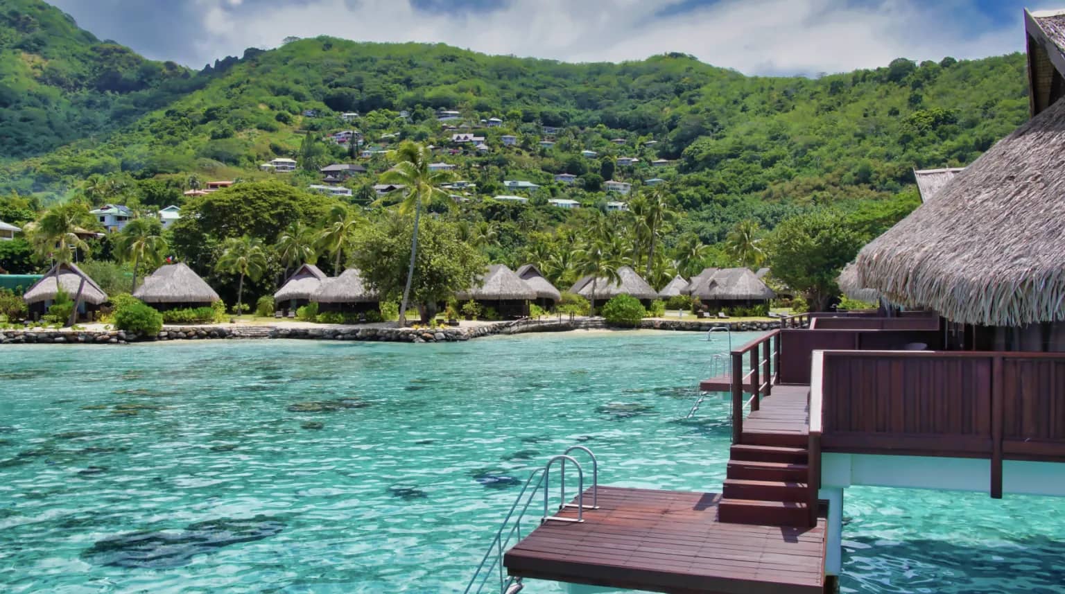 Luxury Overwater - image Luxury Overwater - image