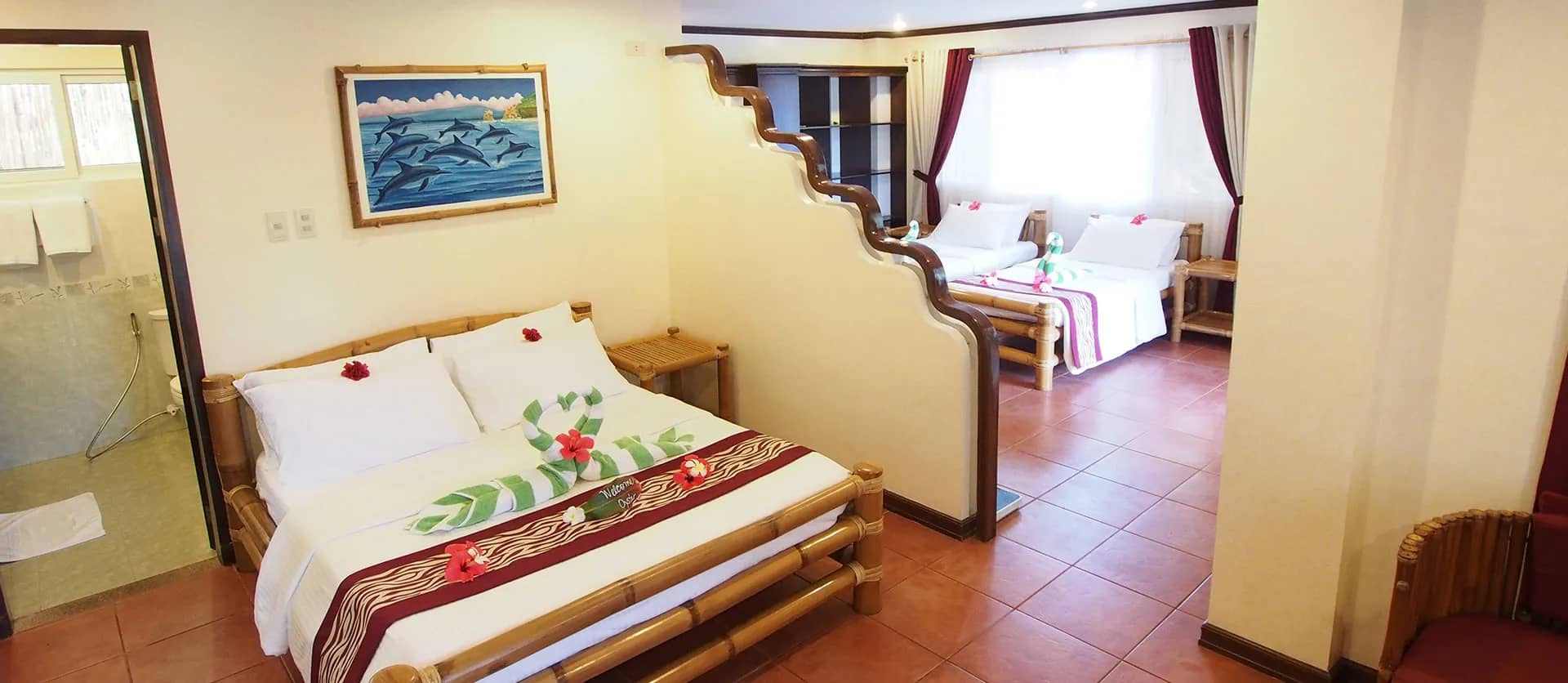 Family Room (Dolphin) - image Family Room (Dolphin) - image