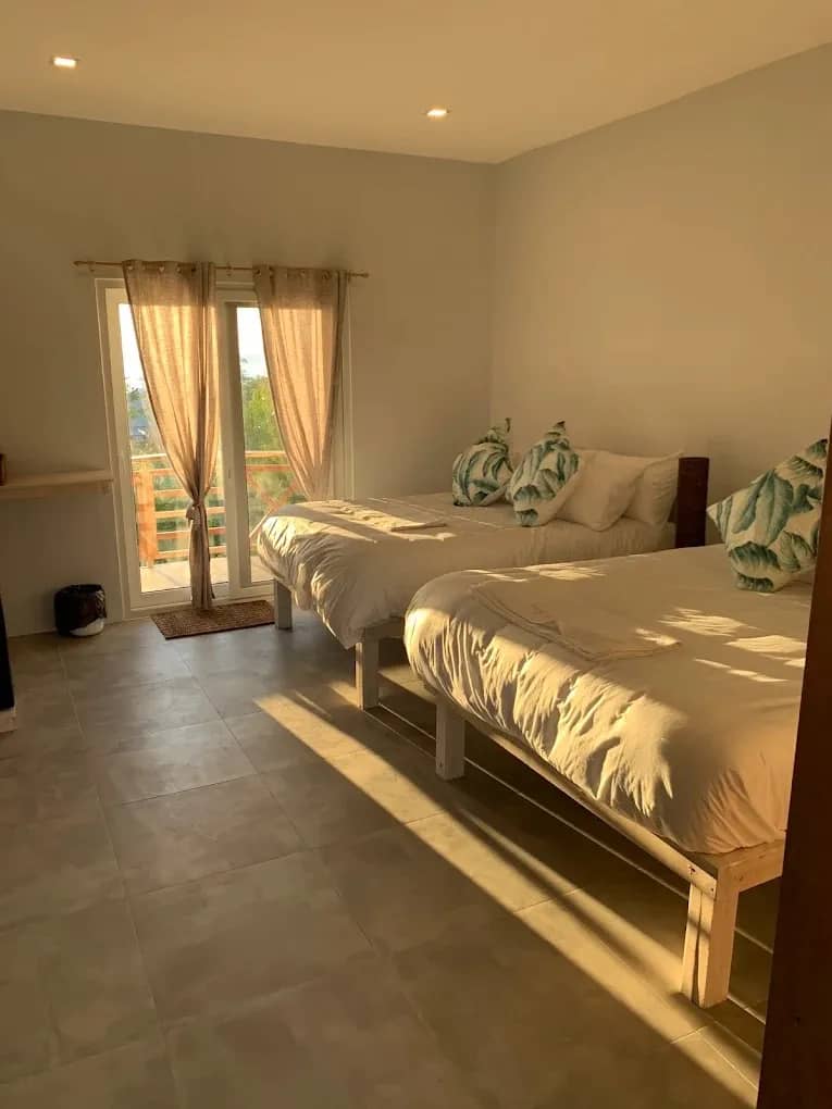 Ocean View Queen - image Ocean View Queen - image