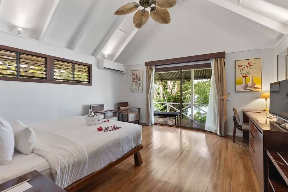 Island Fare - image Island Fare - image