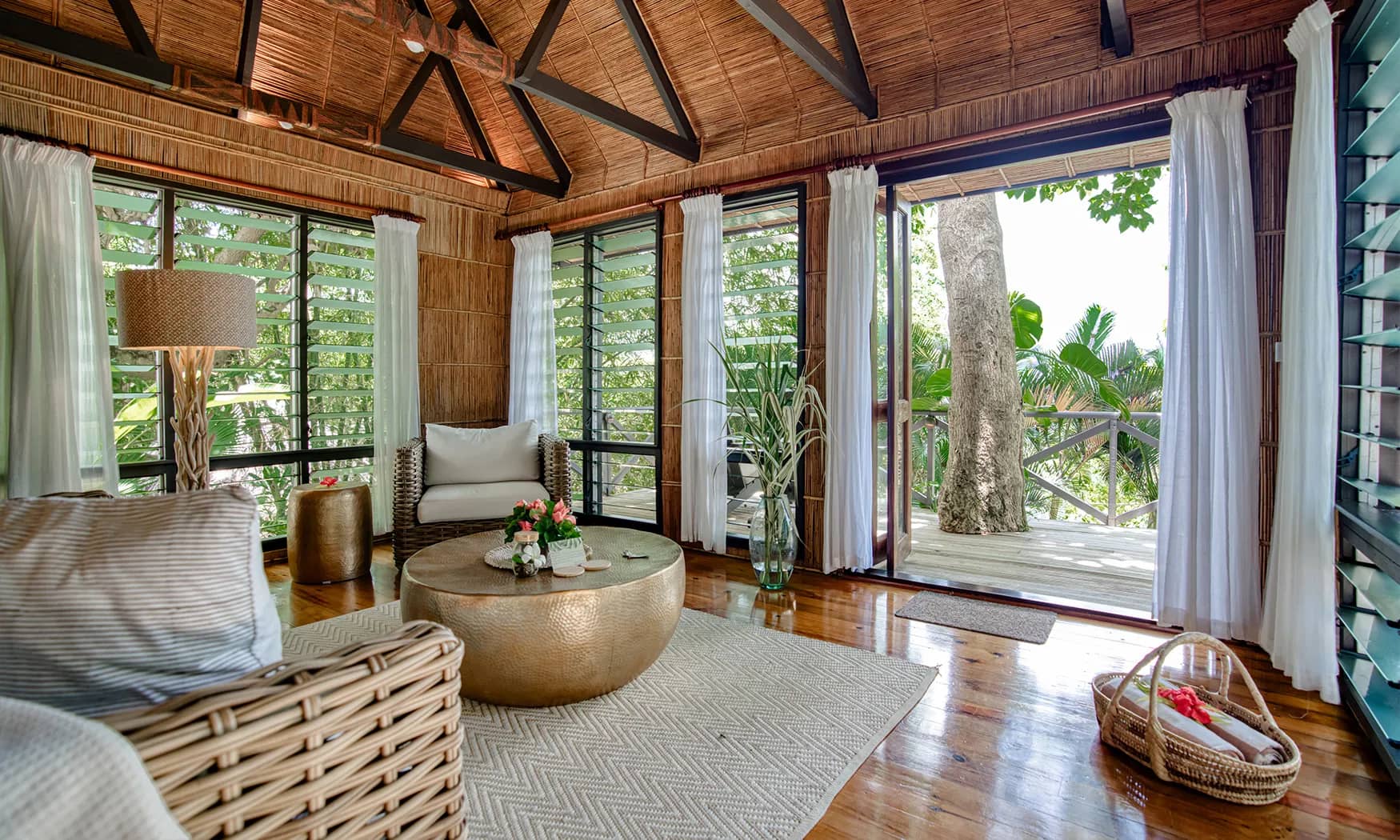 Luxury Treehouse Bure - image Luxury Treehouse Bure - image