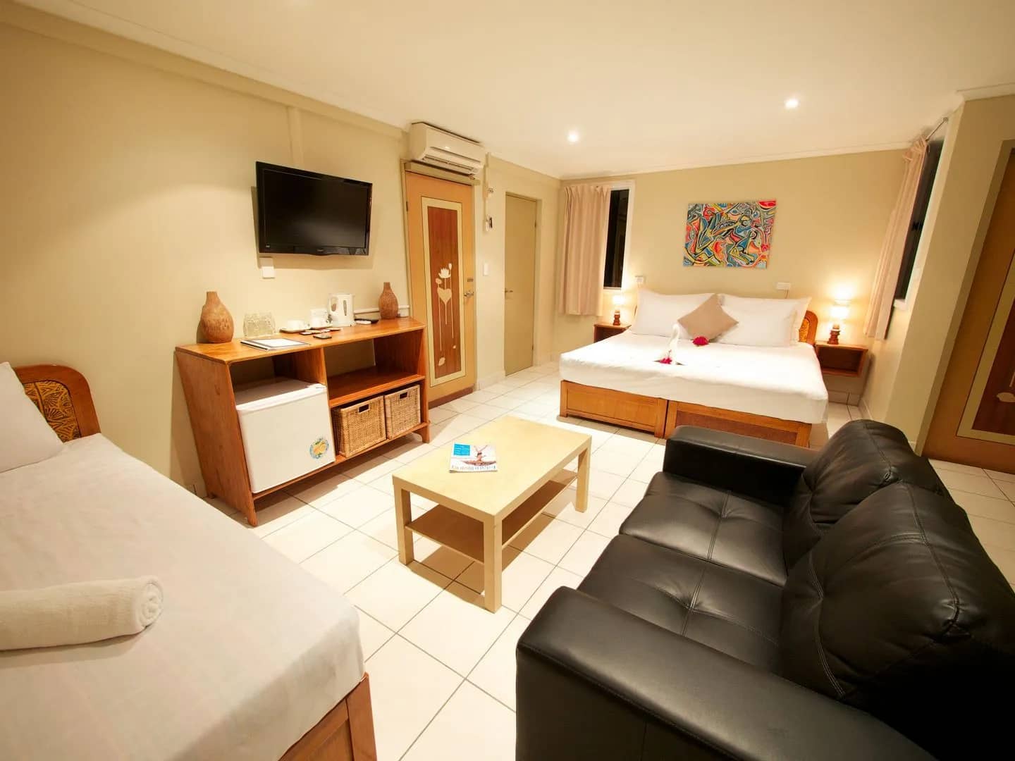 Deluxe Family - image Deluxe Family - image