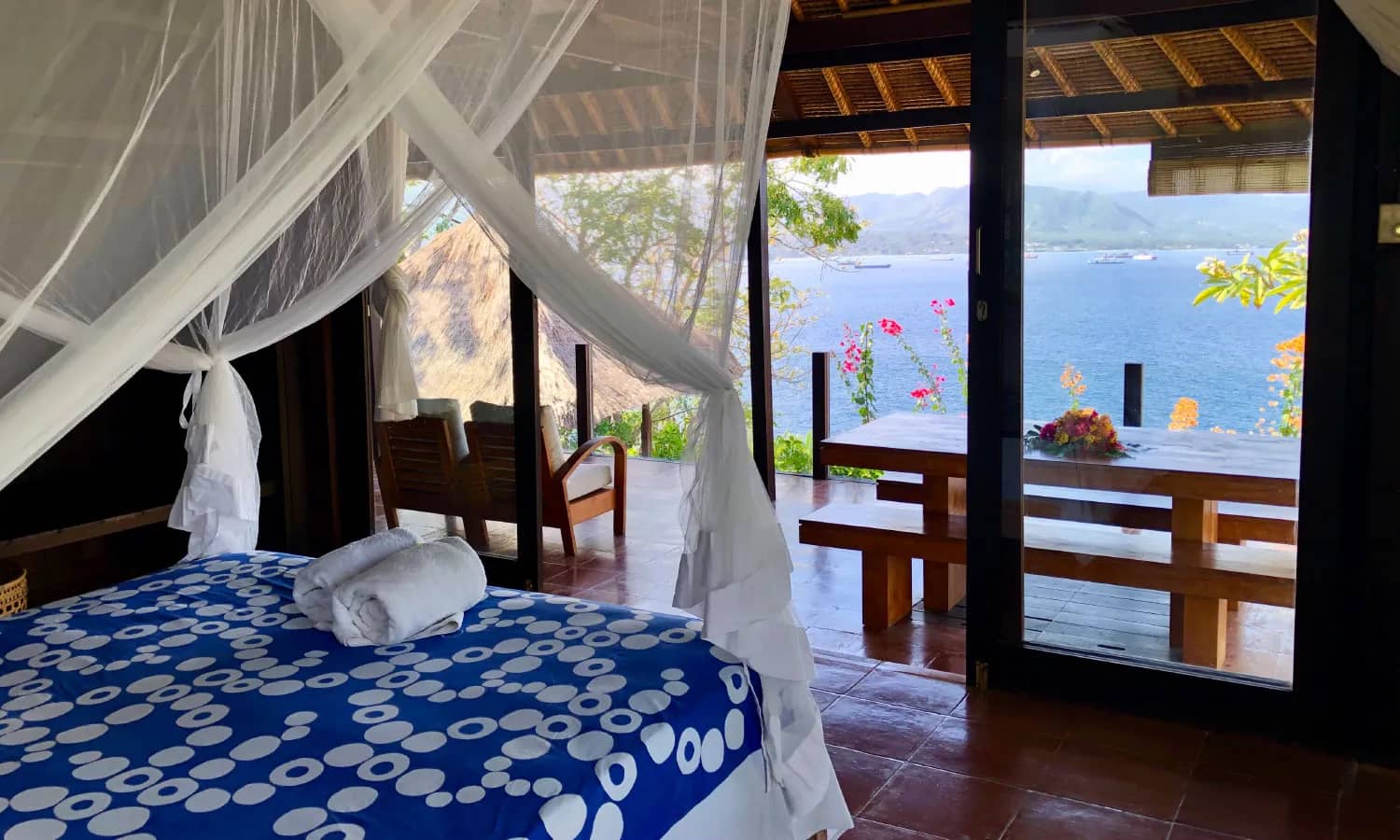 Large Villa - image Large Villa - image