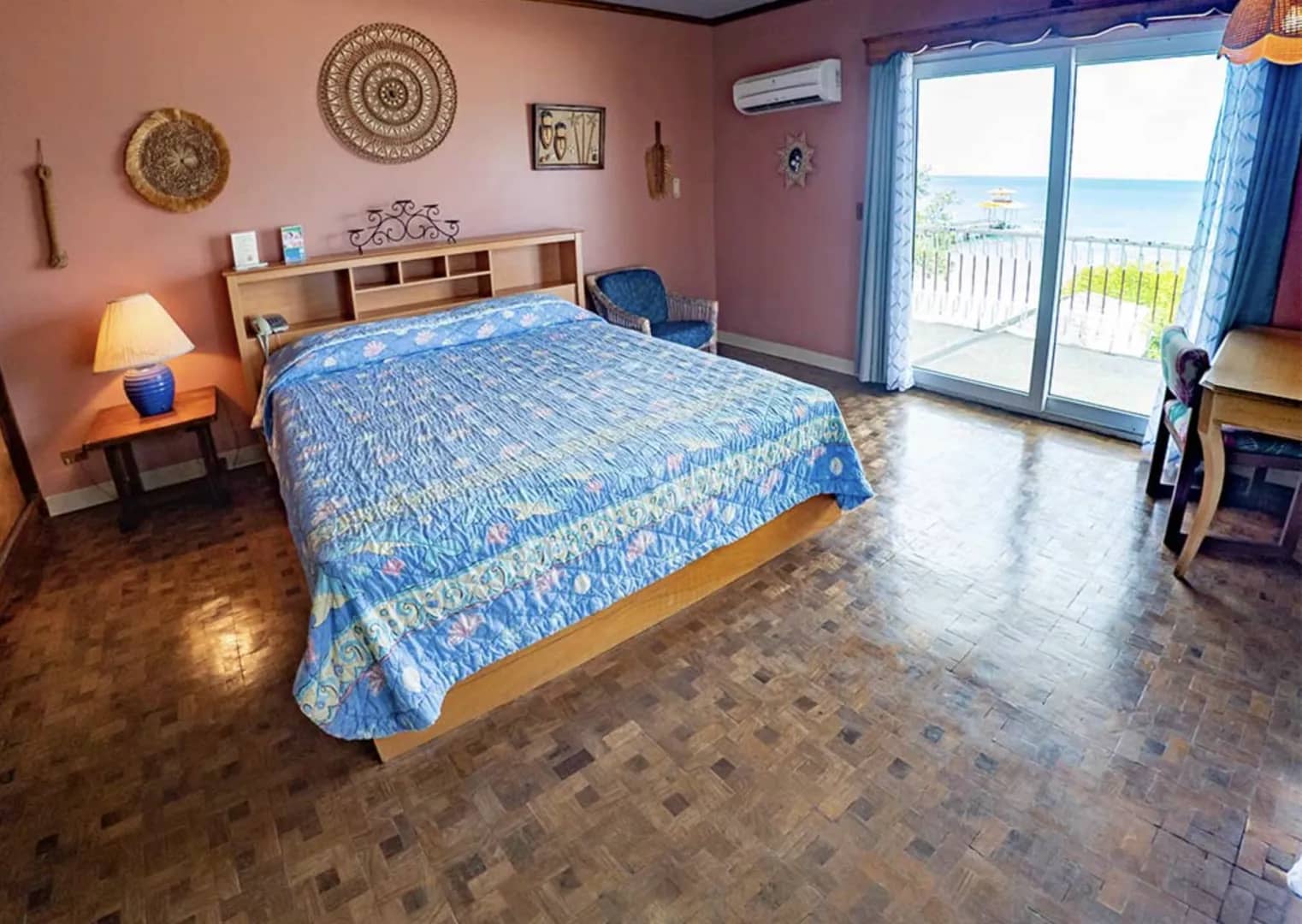 Executive Suite - image Executive Suite - image