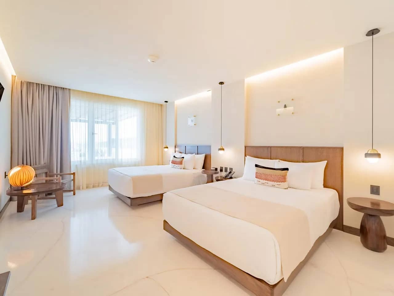 1 Bedroom Suite 2 Queen Sea View Sofa Bed - image 1 Bedroom Suite 2 Queen Sea View Sofa Bed - image