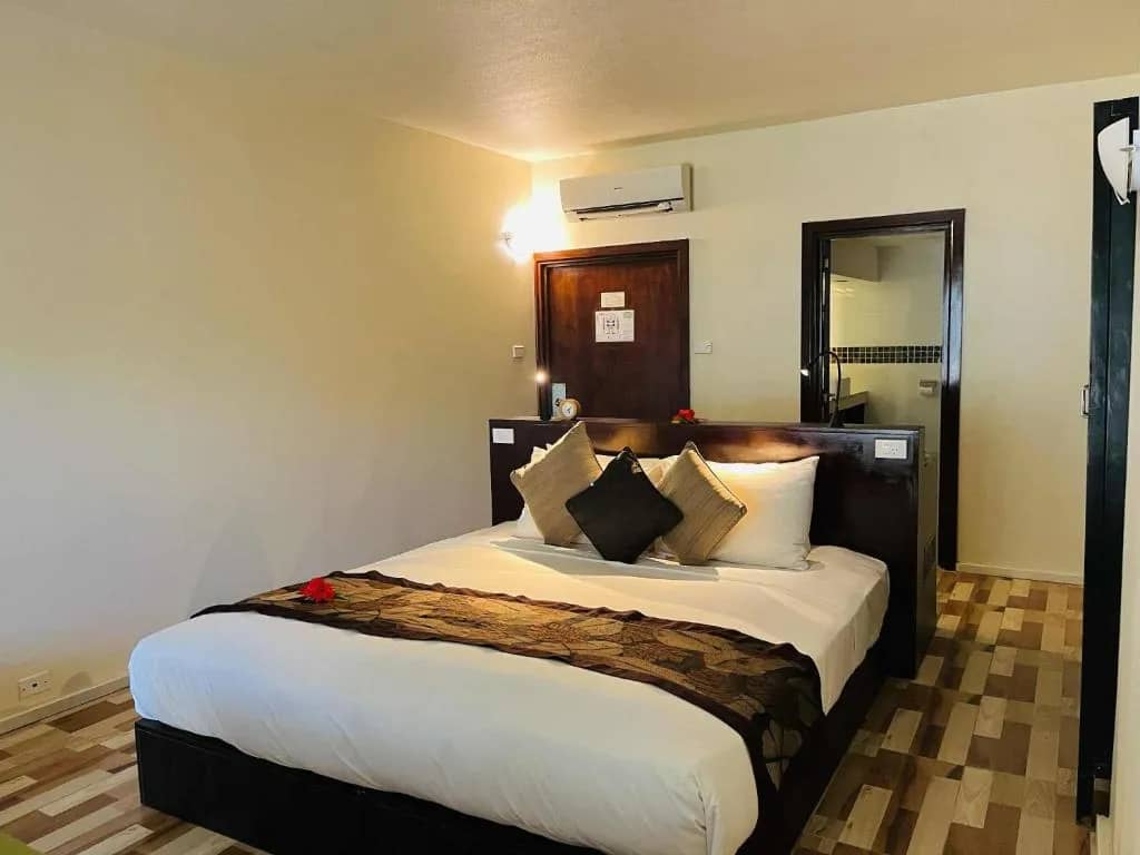 Ocean View Room - image Ocean View Room - image