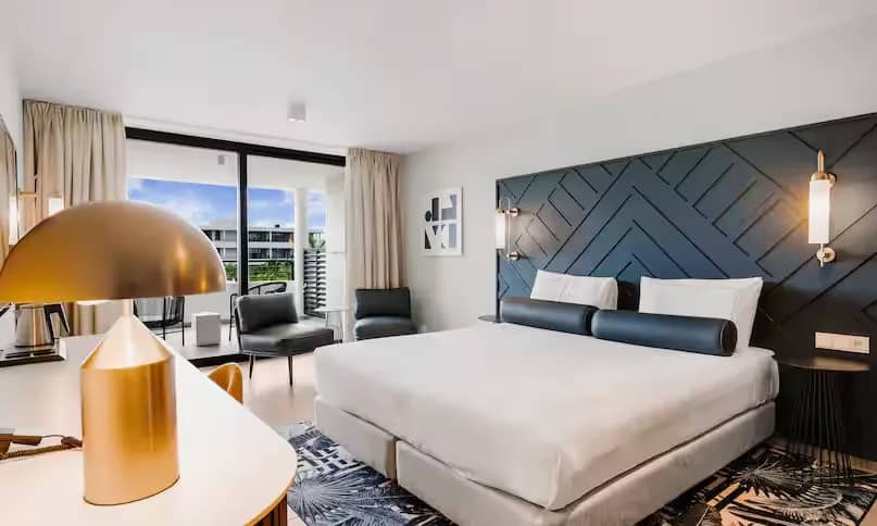 1 King Bed Deluxe Partial Oceanview - image 1 King Bed Deluxe Partial Oceanview - image