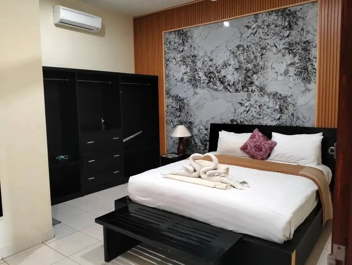 Family Room - image Family Room - image