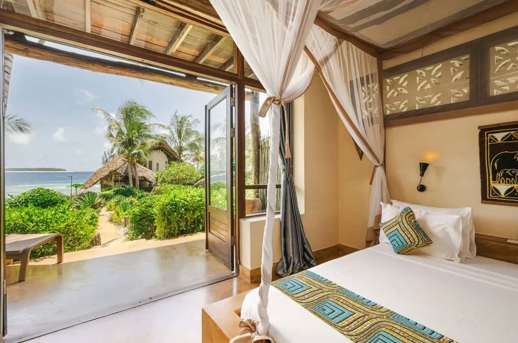 Ocean Front Suite - image Ocean Front Suite - image