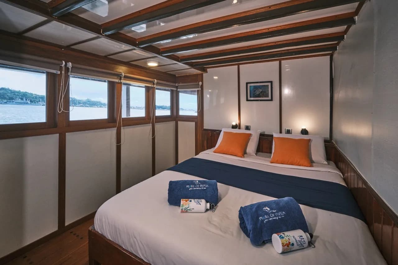 Trevally Deluxe Double Cabin Upper Deck - image Trevally Deluxe Double Cabin Upper Deck - image