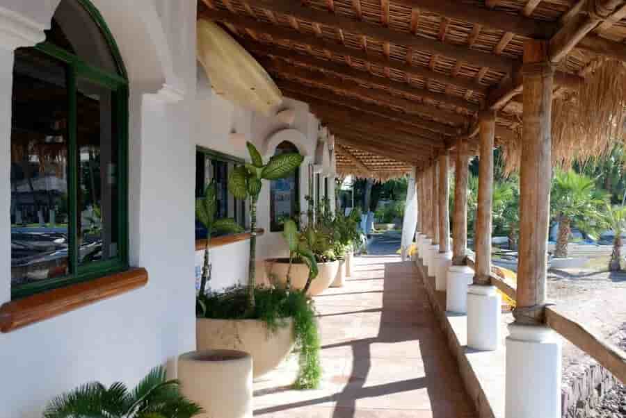 Thumbnail 9 Thumbnail 9