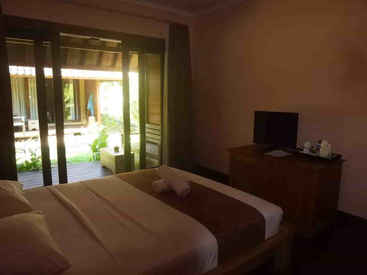 Thumbnail 1 Thumbnail 1