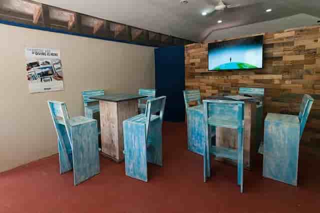 Thumbnail 9 Thumbnail 9