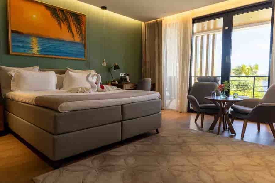 Thumbnail 13 Thumbnail 13