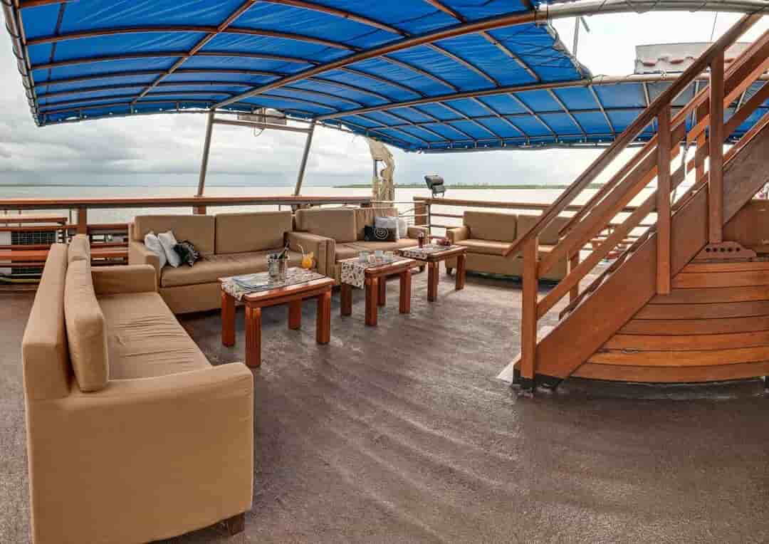 Thumbnail 9 Thumbnail 9