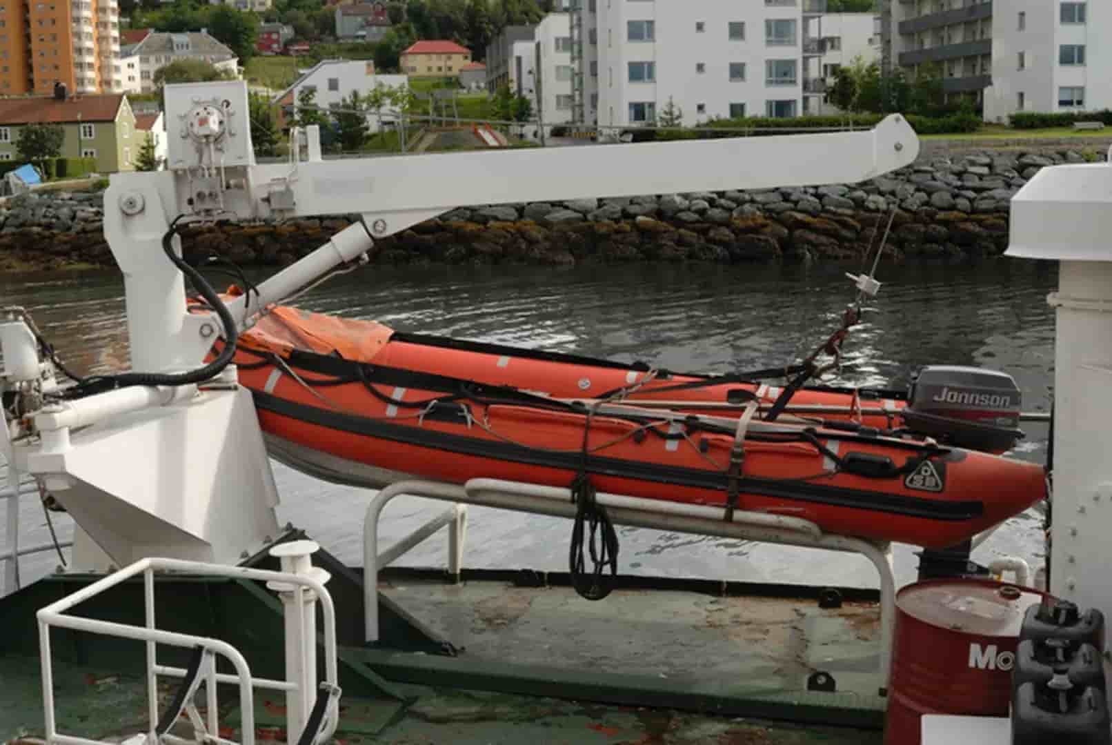 Thumbnail 4 Thumbnail 4