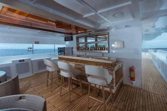 Tiburon Explorer Tiburon Explorer