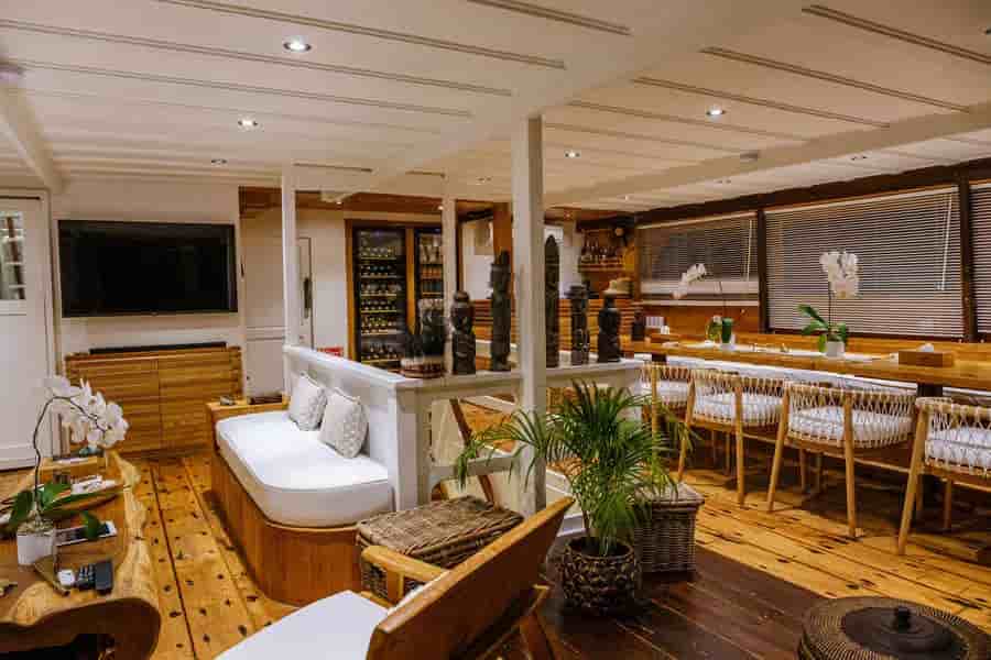 Thumbnail 3 Thumbnail 3