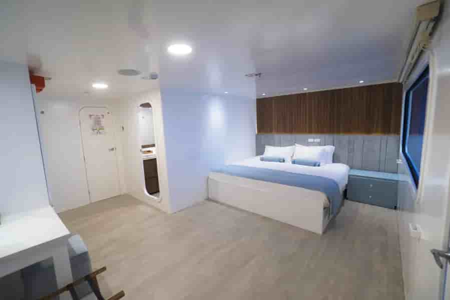 Thumbnail 4 Thumbnail 4