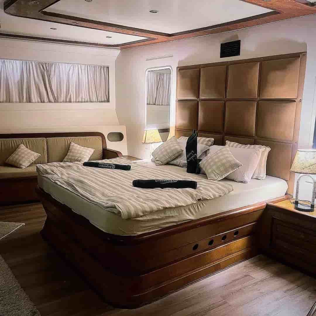 Thumbnail 5 Thumbnail 5