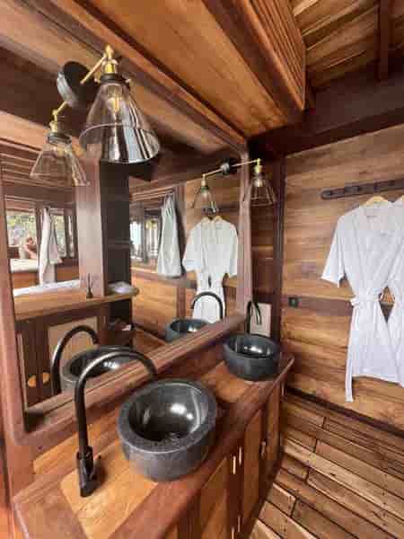 Thumbnail 3 Thumbnail 3