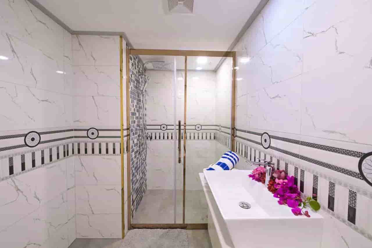 Thumbnail 5 Thumbnail 5