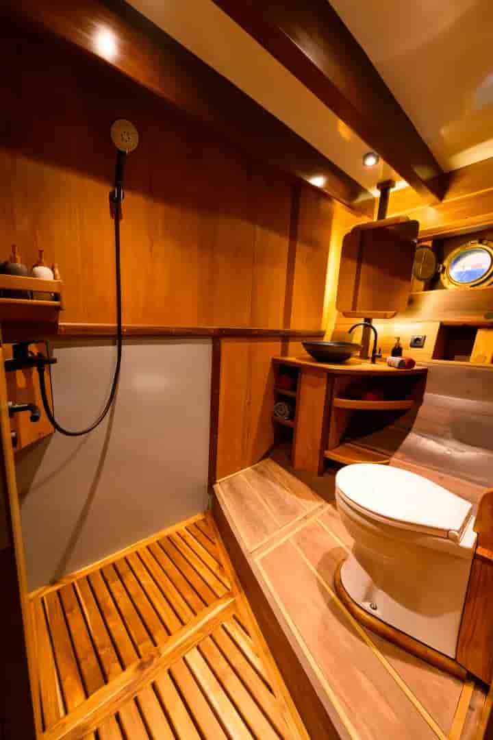 Thumbnail 3 Thumbnail 3