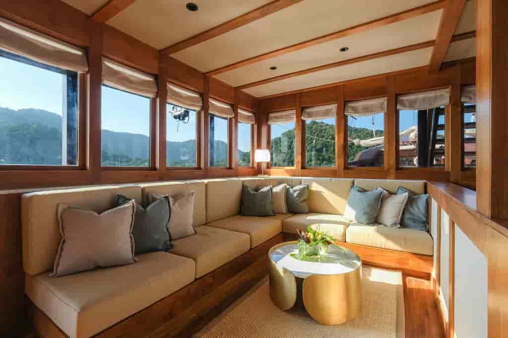 Thumbnail 6 Thumbnail 6