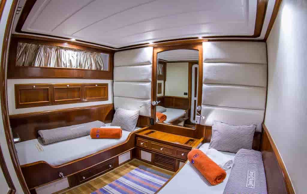 Thumbnail 4 Thumbnail 4