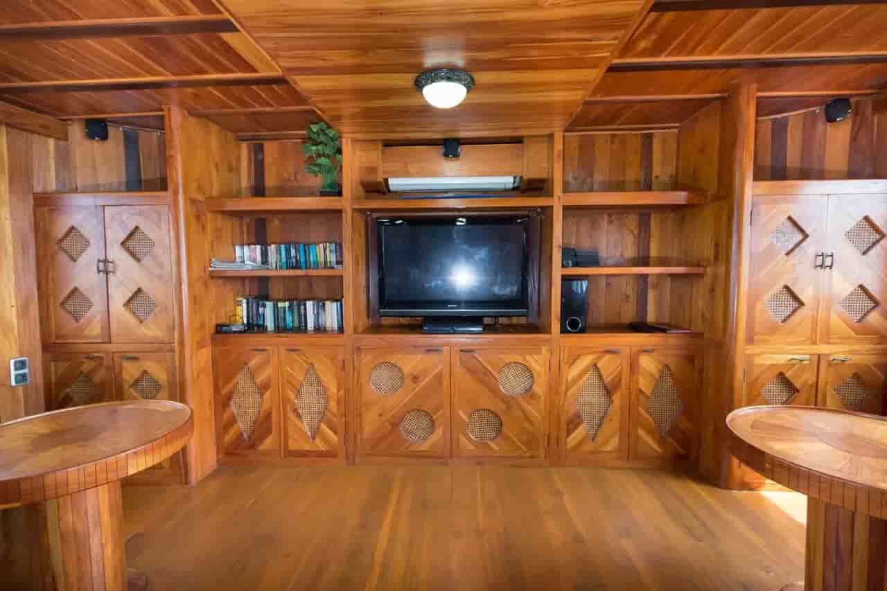 Thumbnail 4 Thumbnail 4