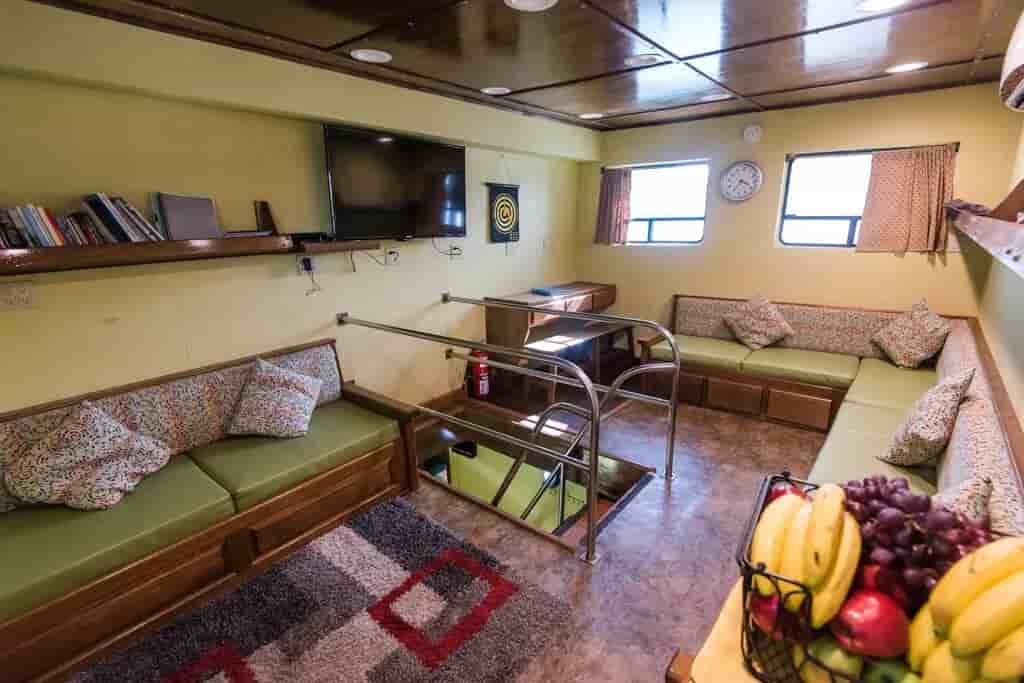 Thumbnail 2 Thumbnail 2