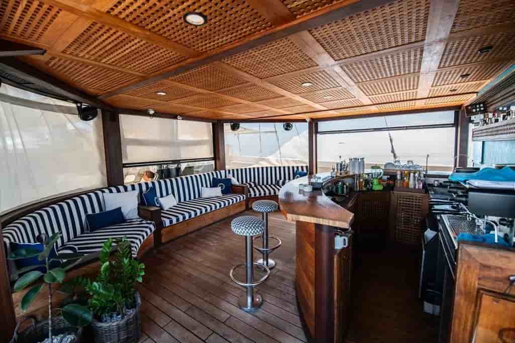 Thumbnail 5 Thumbnail 5