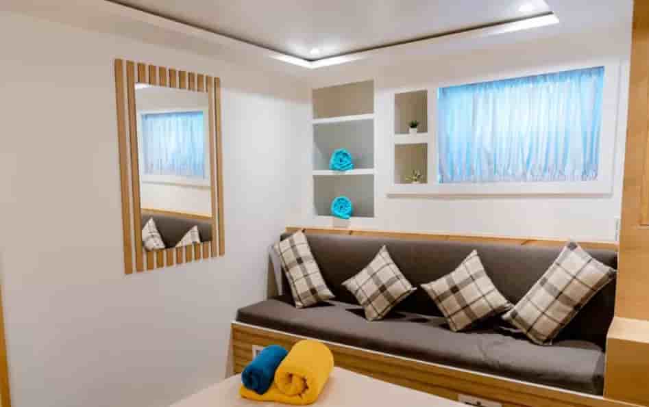 Thumbnail 9 Thumbnail 9