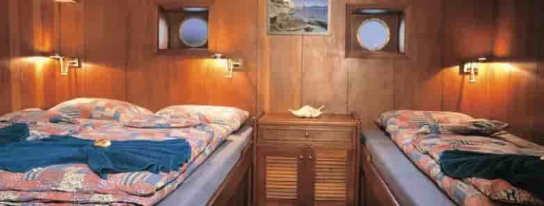 Thumbnail 9 Thumbnail 9