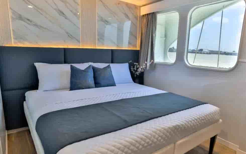 Thumbnail 5 Thumbnail 5