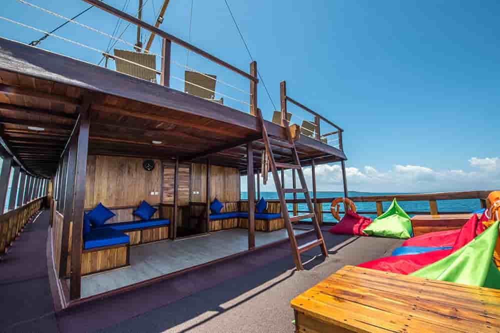 Thumbnail 2 Thumbnail 2