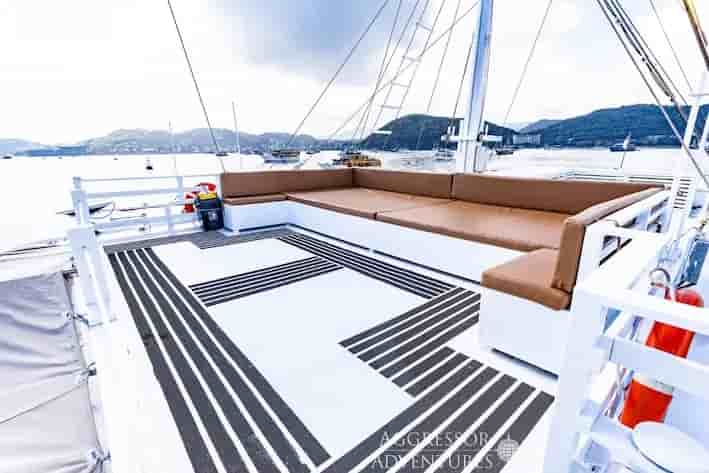 Thumbnail 2 Thumbnail 2