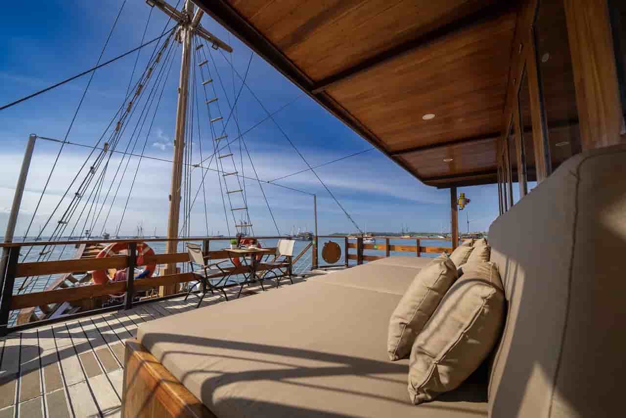 Thumbnail 3 Thumbnail 3