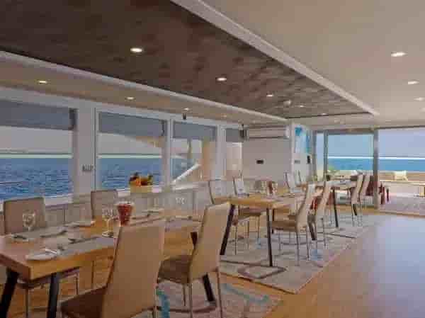 Thumbnail 2 Thumbnail 2