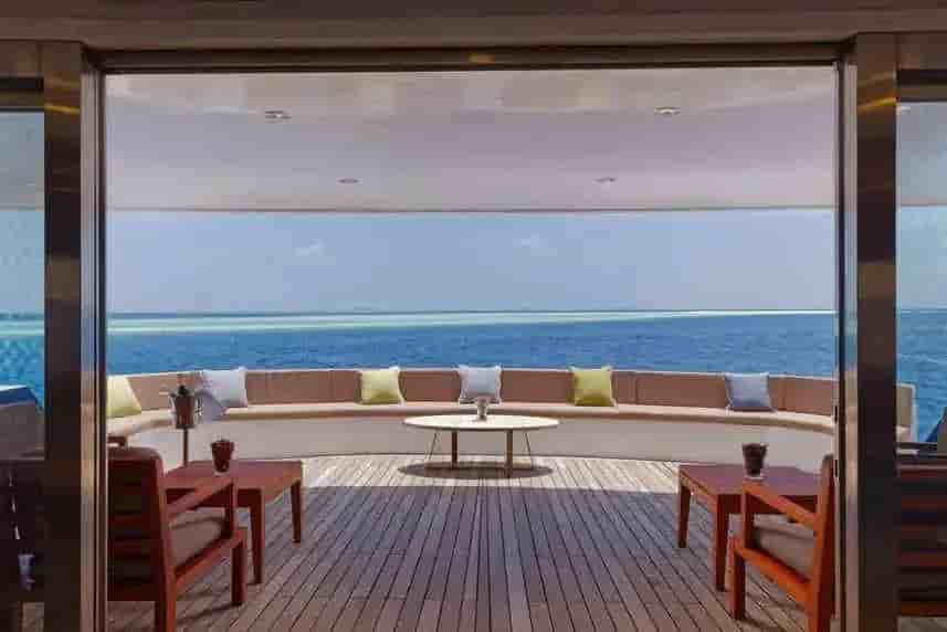 Thumbnail 9 Thumbnail 9