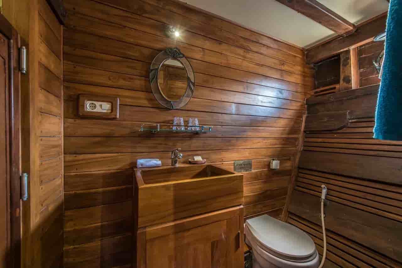 Thumbnail 9 Thumbnail 9