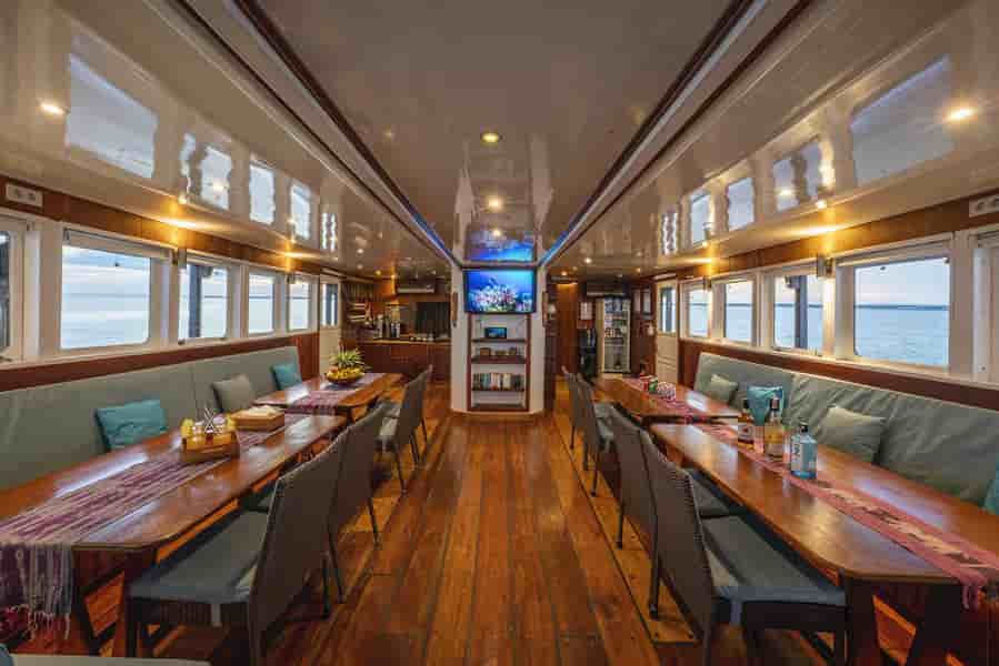 Thumbnail 4 Thumbnail 4