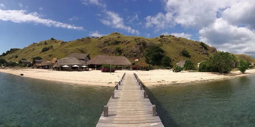 komodo-resort-1.jpg komodo-resort-1.jpg